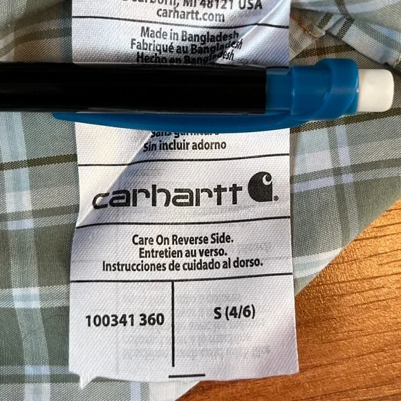 Carhartt Women's Shirt, Plaid, new with tags, 3/4 sleeves - Picture 12 of 15